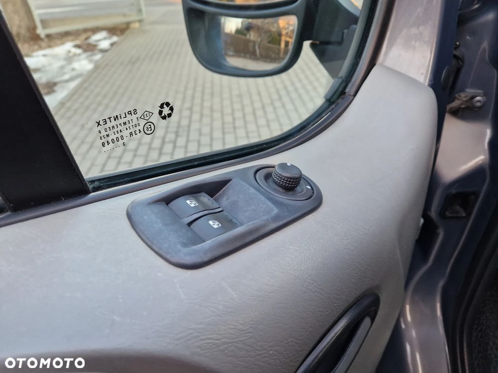 Opel Vivaro L2H1 2.9t Edition - 17