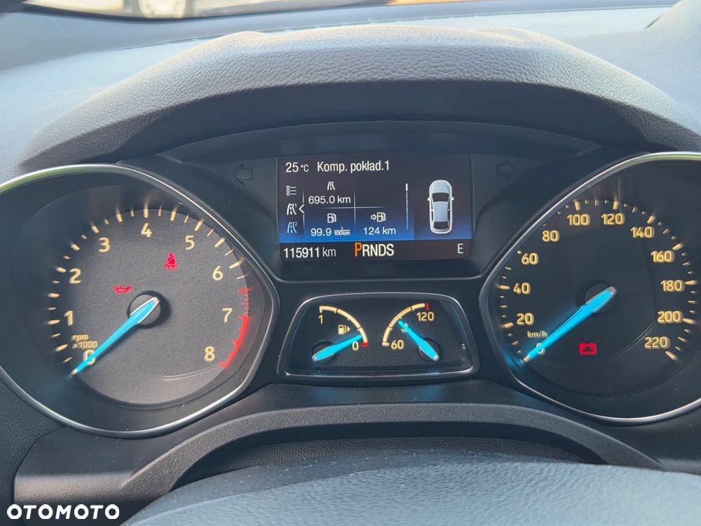 Ford Kuga - 10