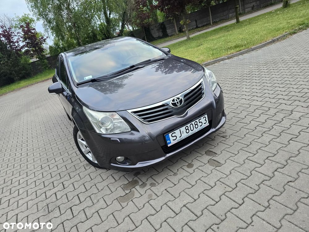 Toyota Avensis 2.0 D-4D Luna - 10