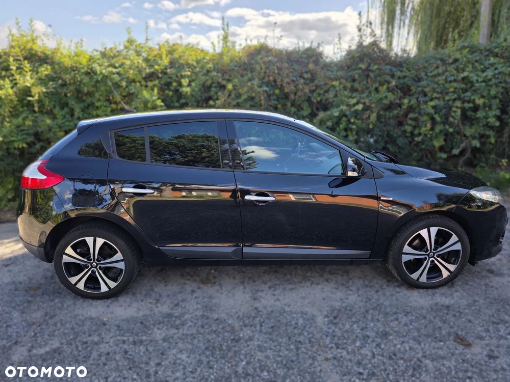 Renault Megane TCe 130 Bose Edition - 11