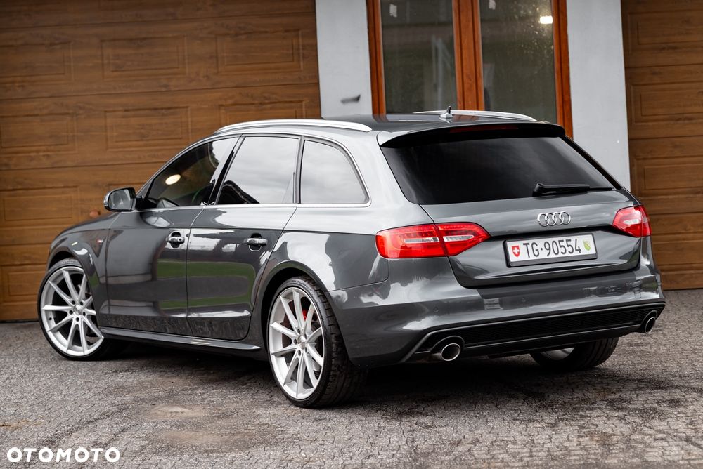 Audi A4 Avant 3.0 TDI DPF quattro S tronic S line Sportpaket - 13