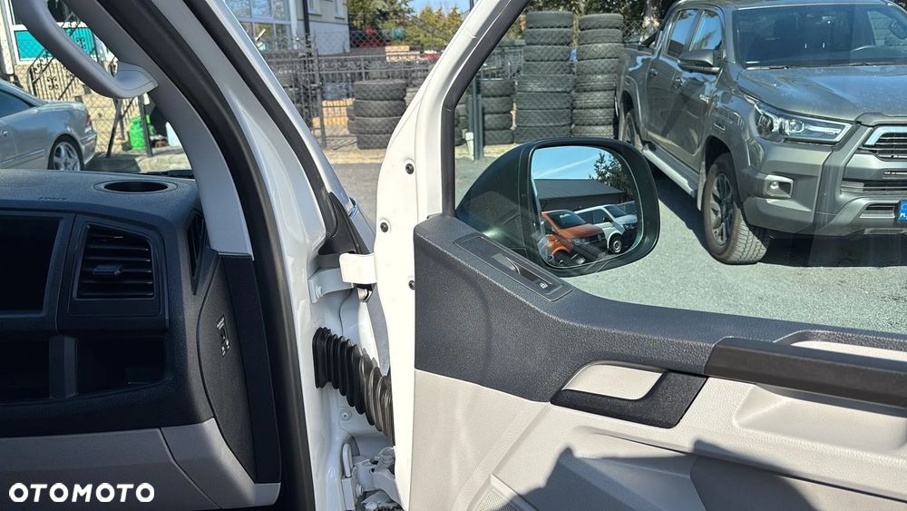 Volkswagen Transporter T6 - 22