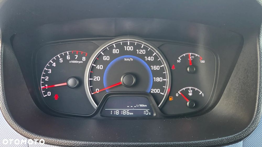 Hyundai i10 1.0 BlueDrive Premium - 28