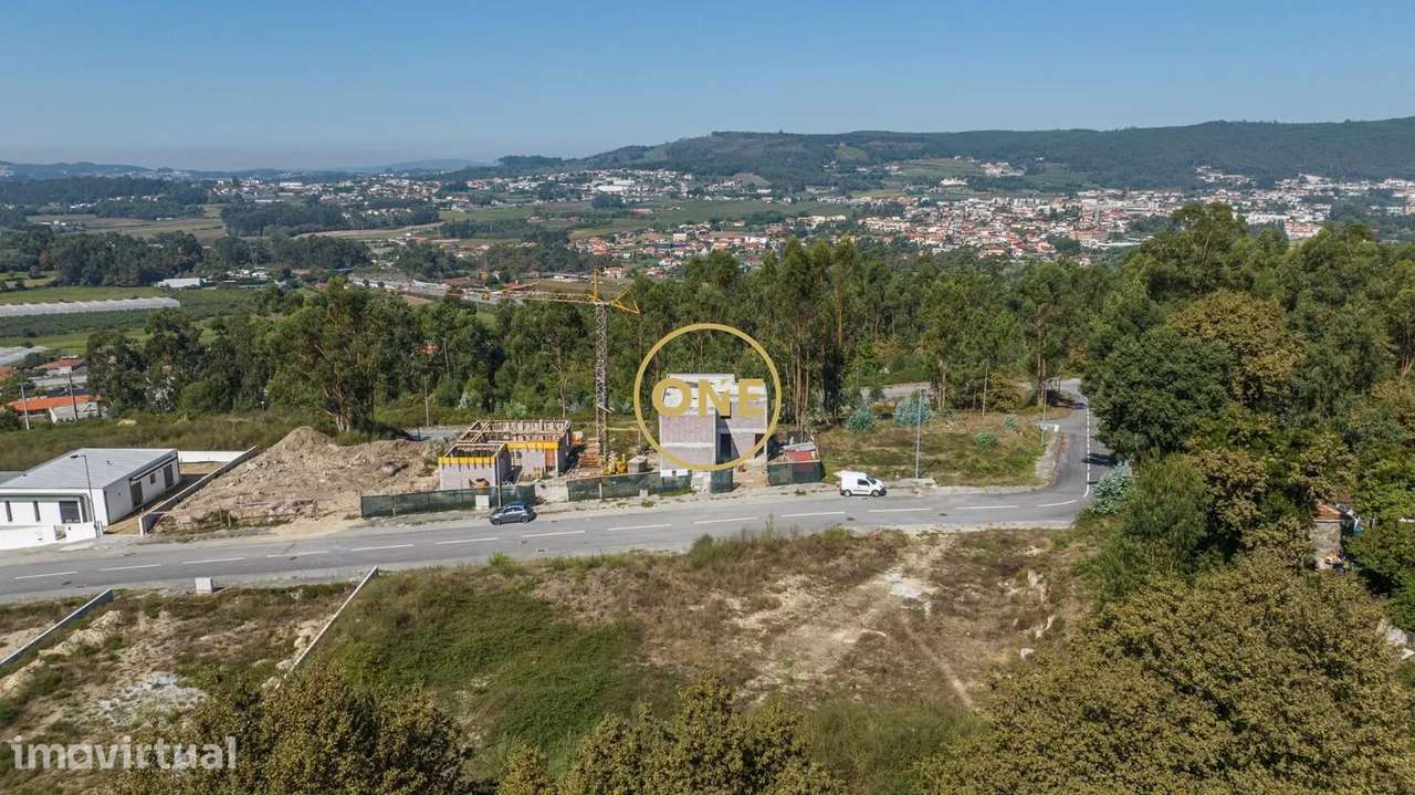 Terreno de construção em Ruivães - Grande imagem: 5/6
