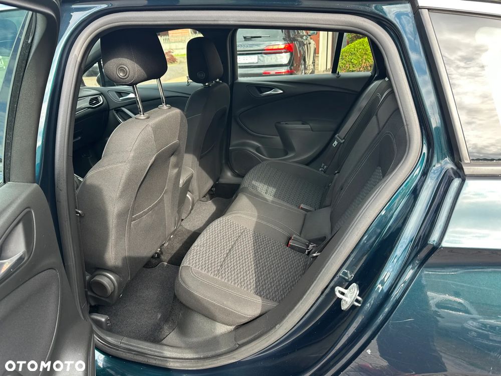Opel Astra - 8