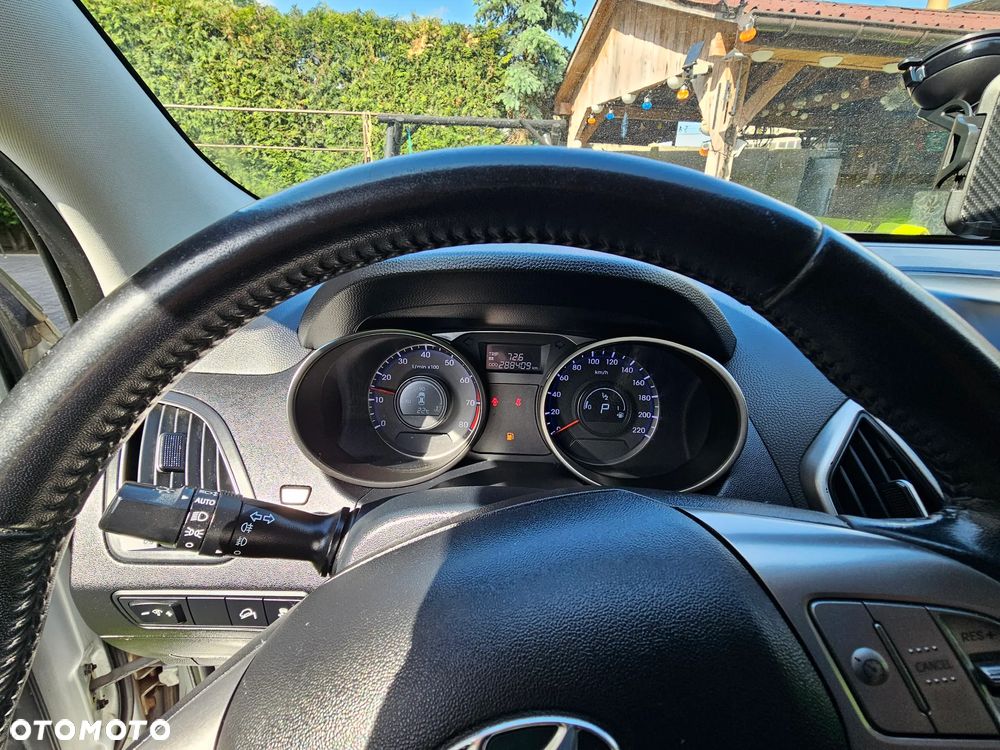 Hyundai ix35 - 19