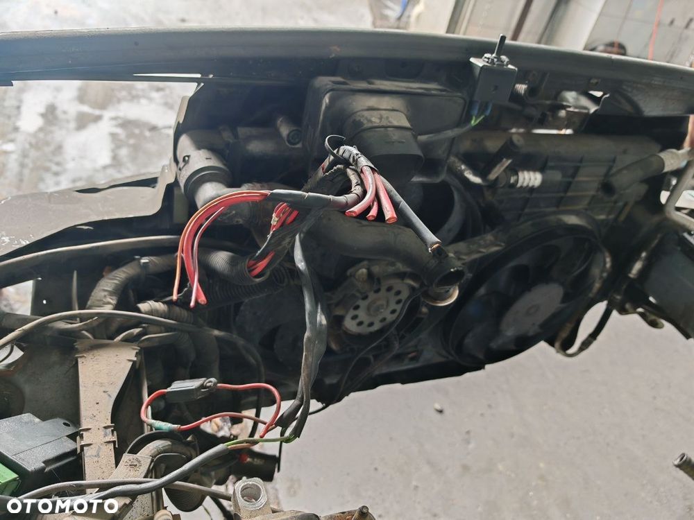 Pas przedni Skoda Fabia I z klimatyzacją 1.9 sdi - 2