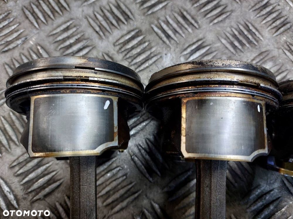 TŁOK + KORBOWÓD KOMPLET AUDI A4 B8 1.8 TFSI CABB - 4