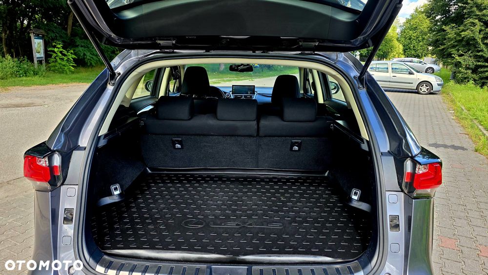 Lexus NX 300h Executive-Line - 17
