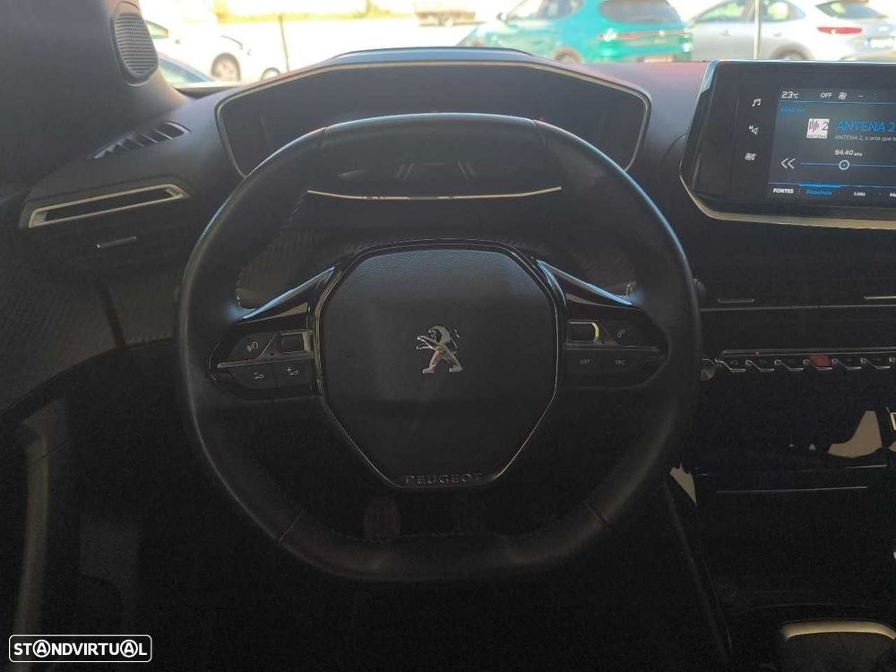 Peugeot 2008 1.2 PureTech Allure - 14