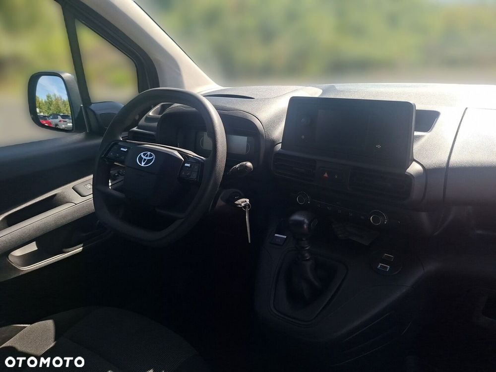 Toyota PROACE CITY - 11