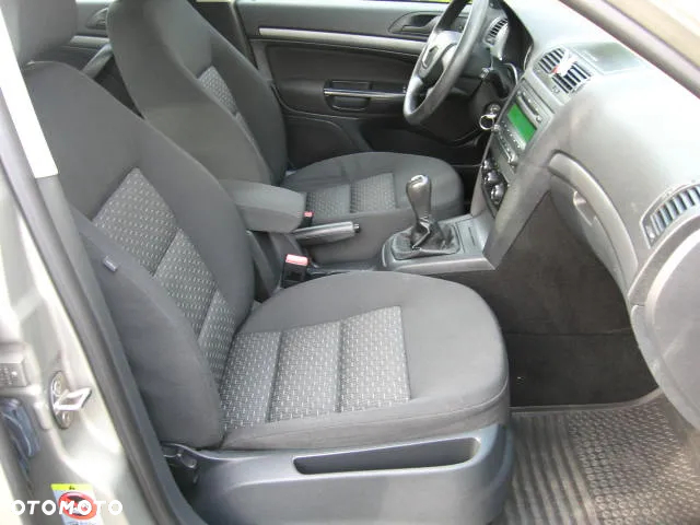 Skoda Octavia 1.6 Ambiente - 19