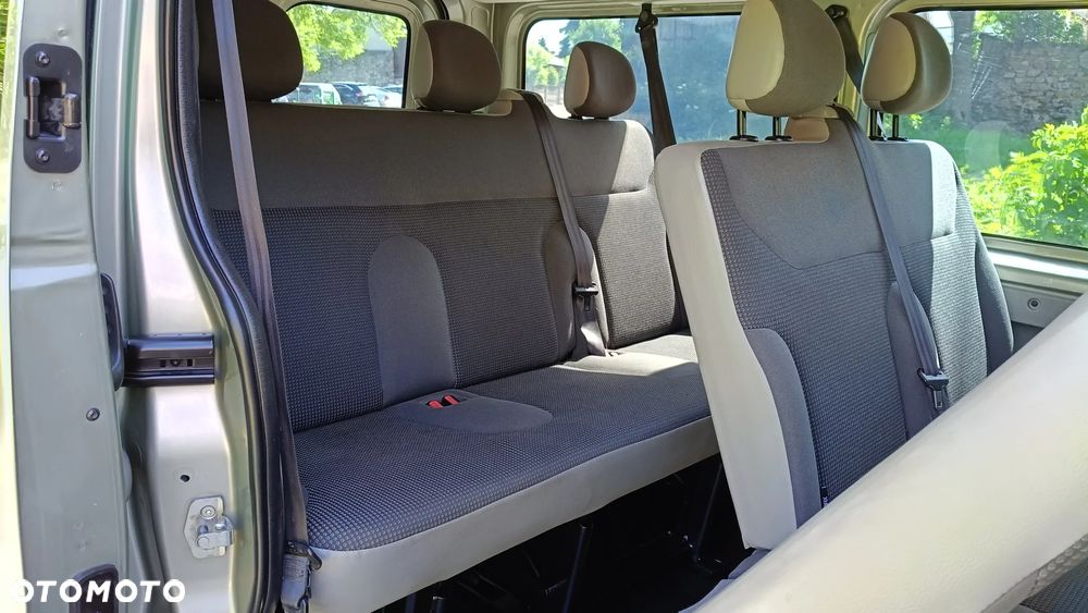 Opel Vivaro L2H1 2.9t Edition - 30