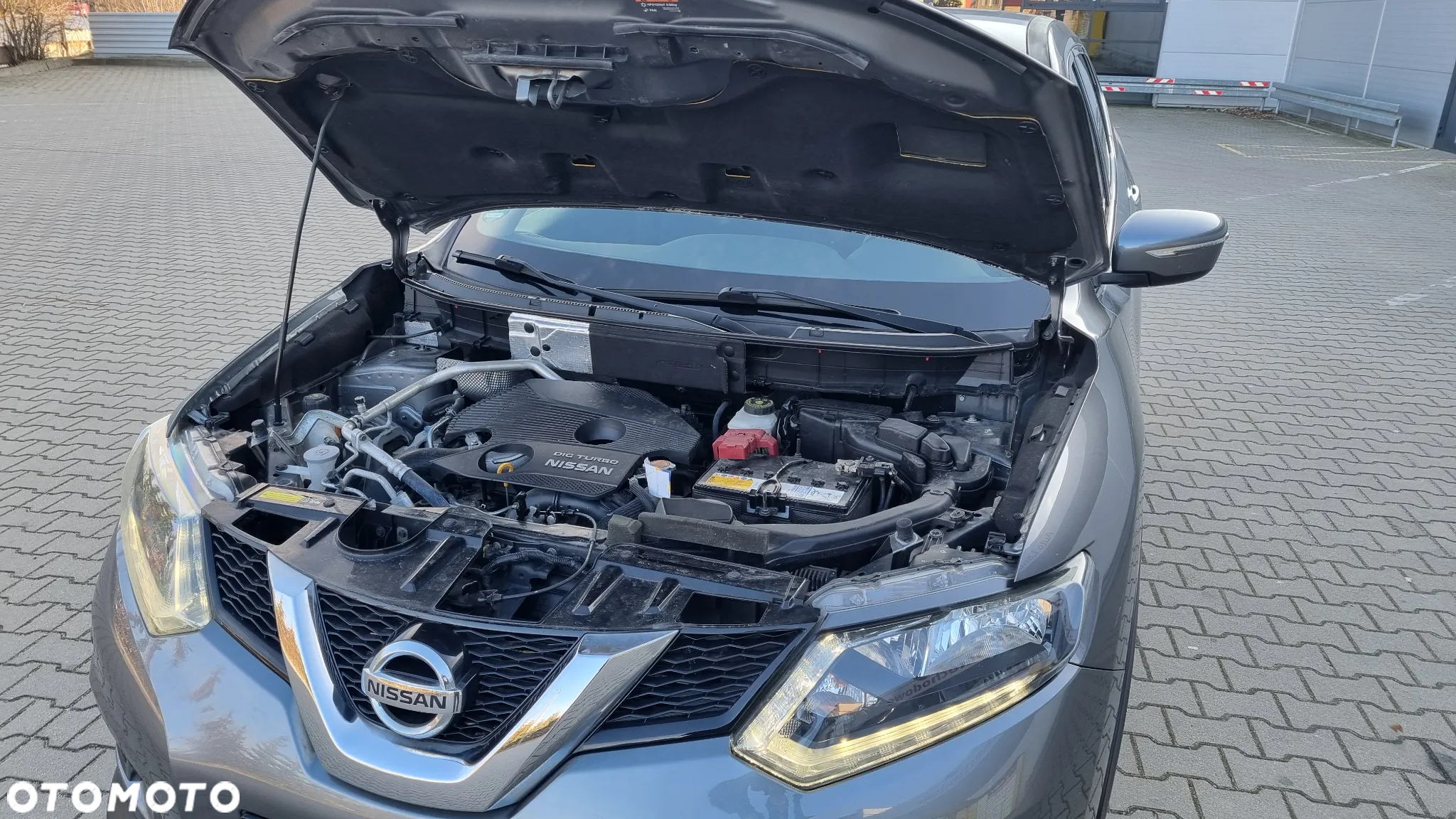 Nissan X-Trail 1.6 DIG-T N-Connecta 2WD - 24