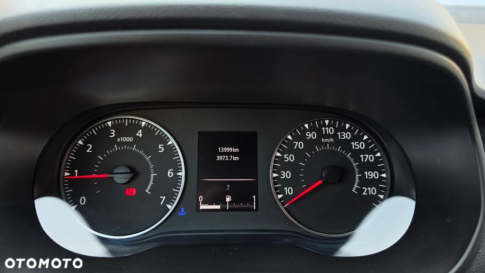 Dacia Duster 1.6 SCe Ambiance S&S - 25