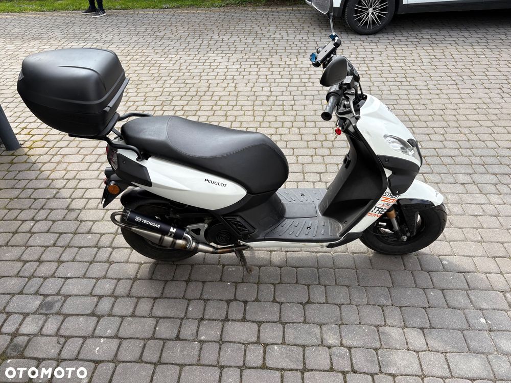 Peugeot Street Zone - 2