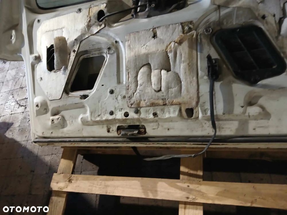 Peugeot Partner Klapa Bagażnika - 8