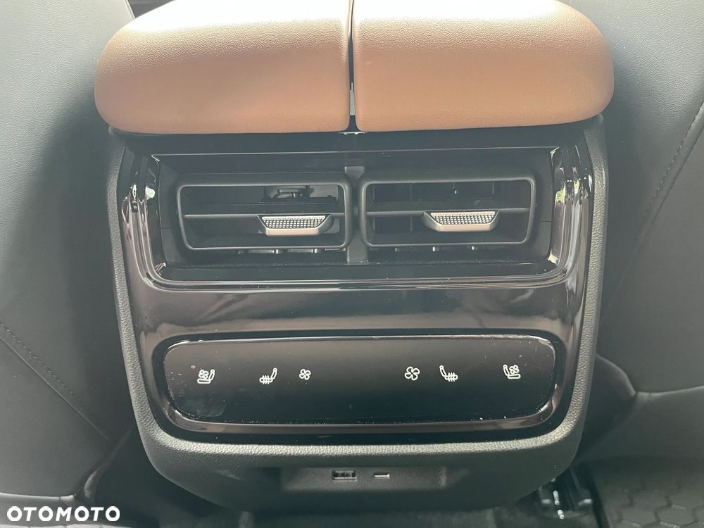 Chery Tiggo 9 - 16