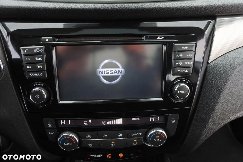 Nissan Qashqai 1.2 DIG-T Xtronic TEKNA - 25