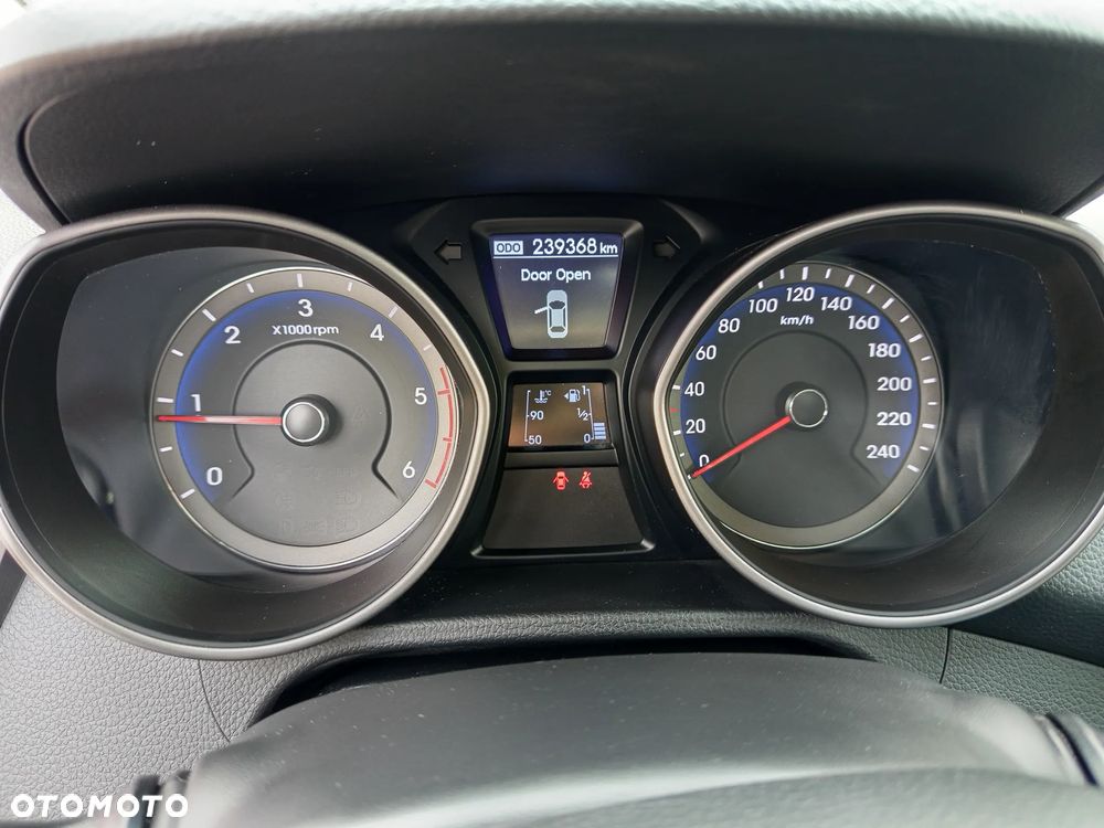 Hyundai i30 1.6 CRDi BlueDrive Premium - 34