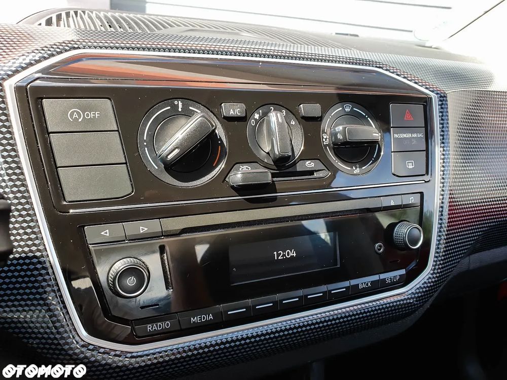 Volkswagen up! - 34
