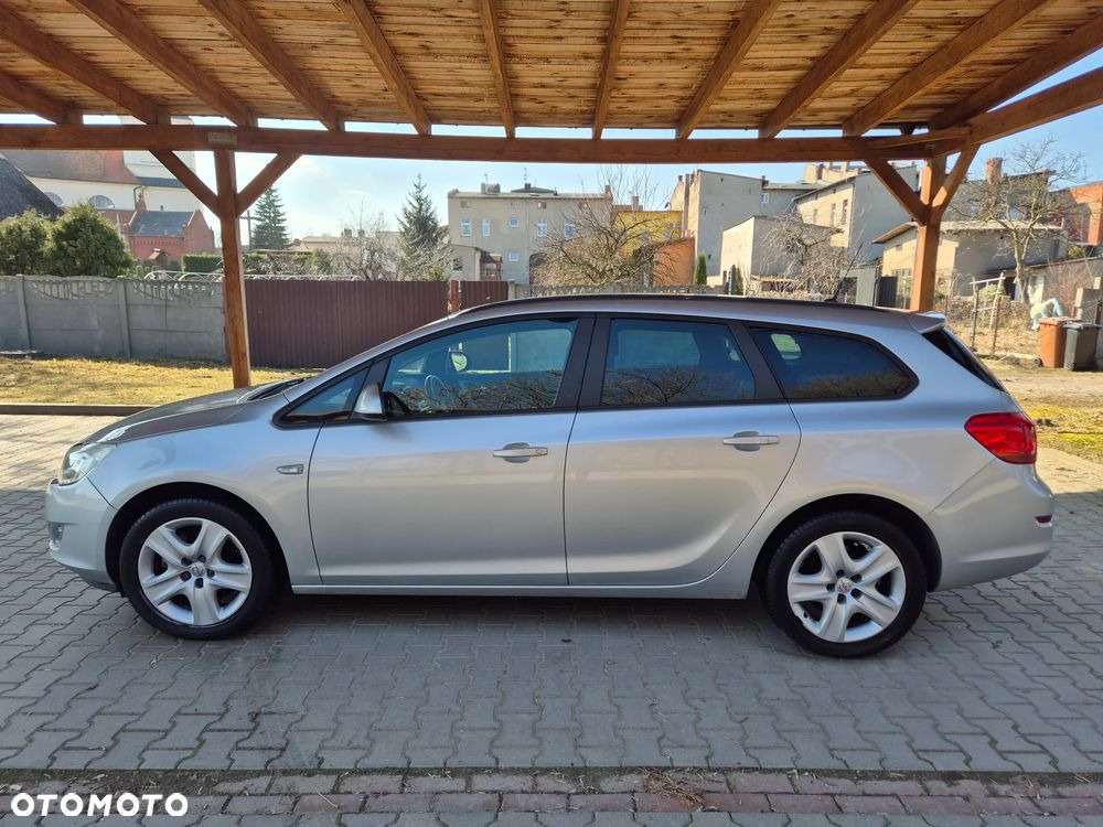 Opel Astra 1.7 CDTI Cosmo - 9