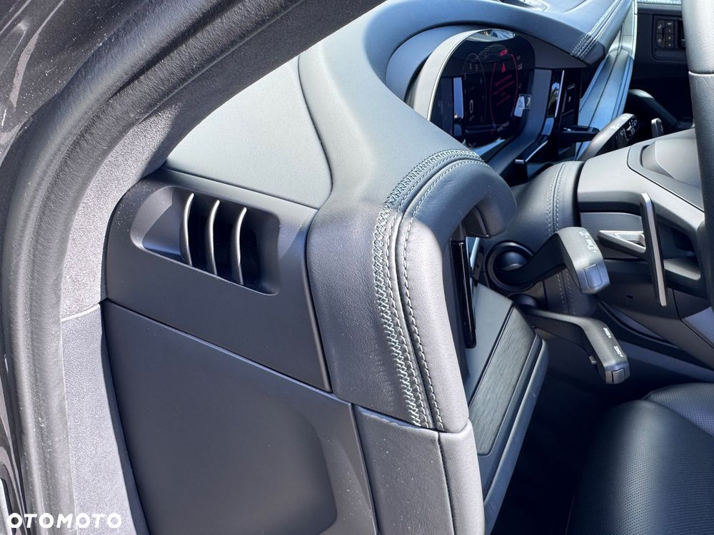 Porsche Cayenne GTS - 17