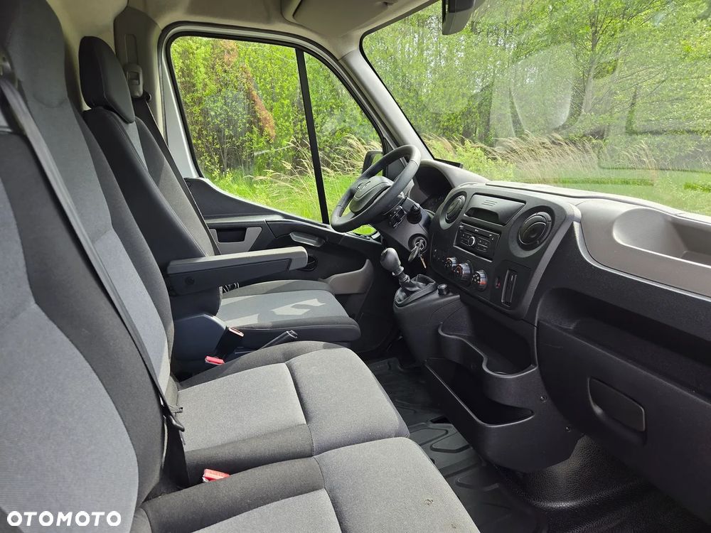 Renault Master - 37