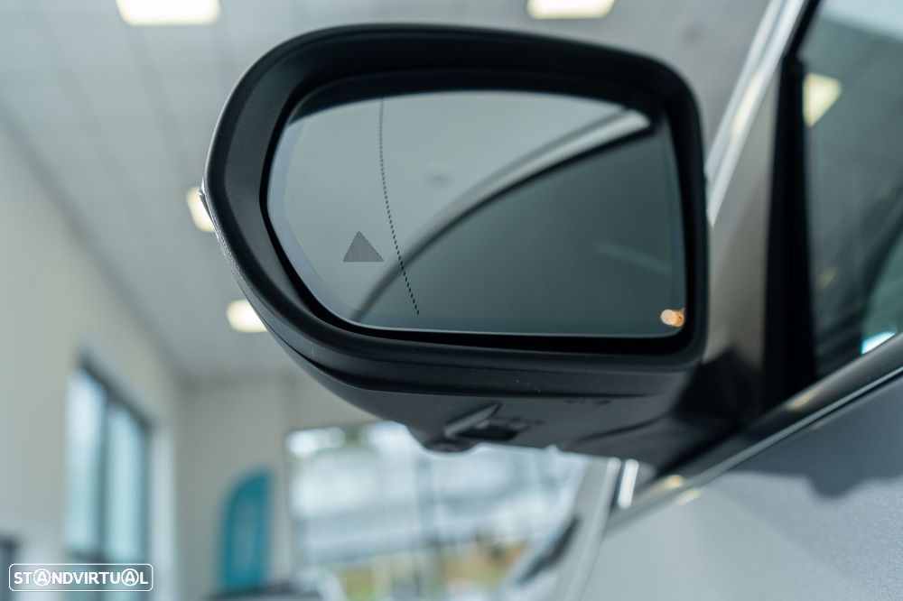 Mercedes-Benz EQA 250 AMG Line - 16