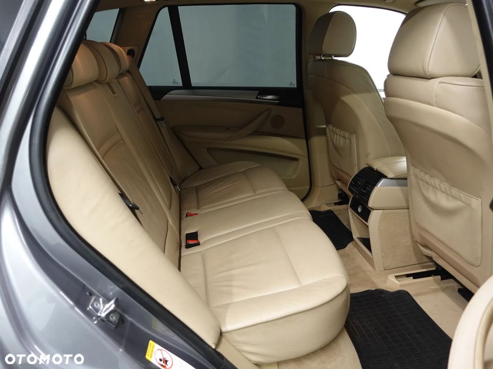 BMW X5 xDrive30d - 26