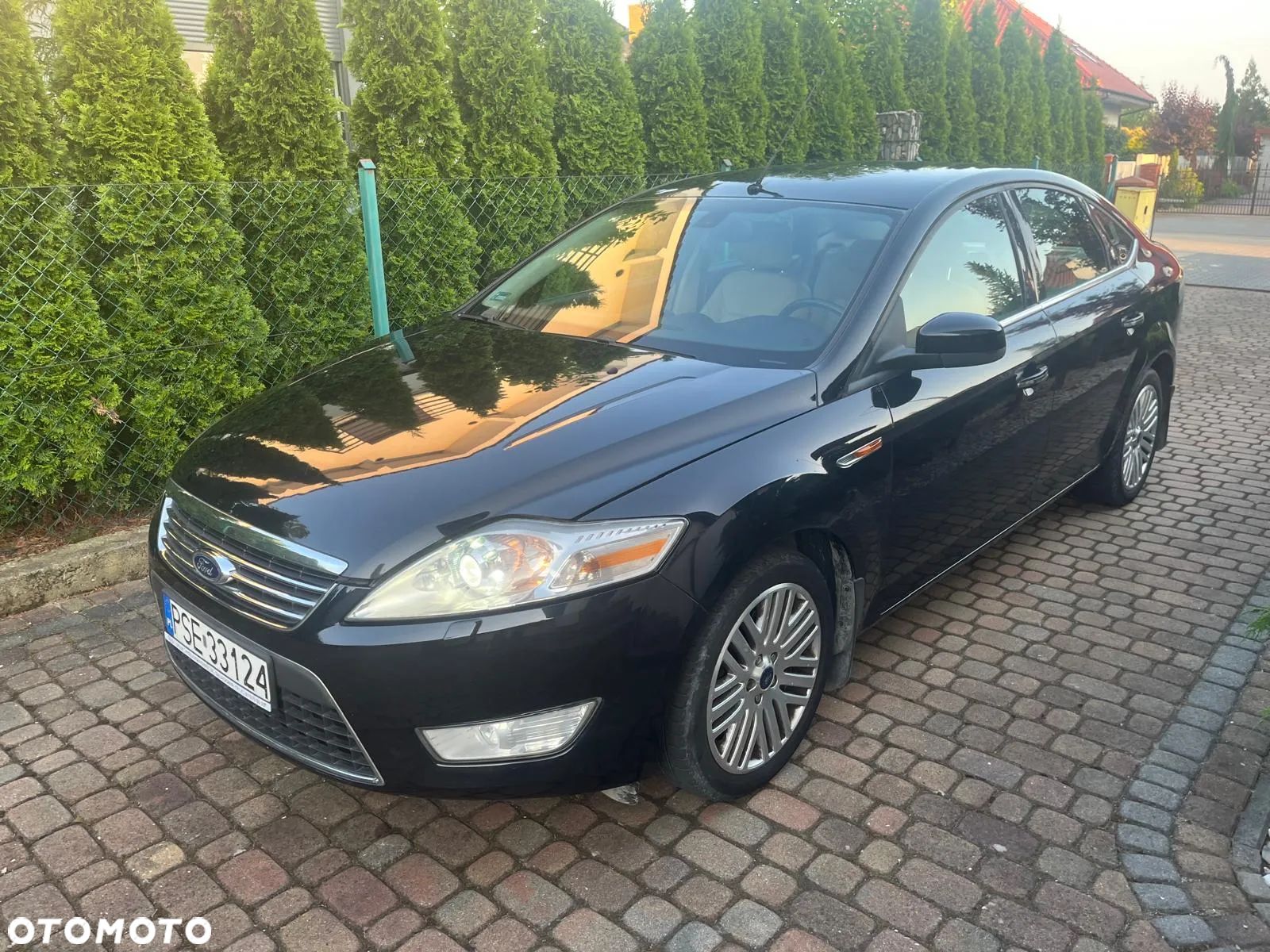Ford Mondeo 2.0 Ghia Executive - 1