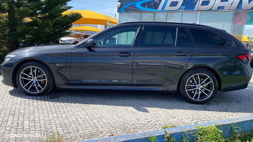BMW 530 e Pack Desportivo M - 14