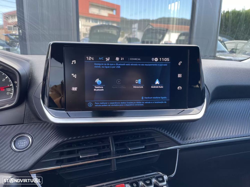 Peugeot 2008 1.2 PureTech Allure - 24