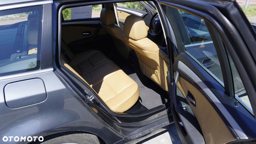 BMW Seria 5 520d - 18