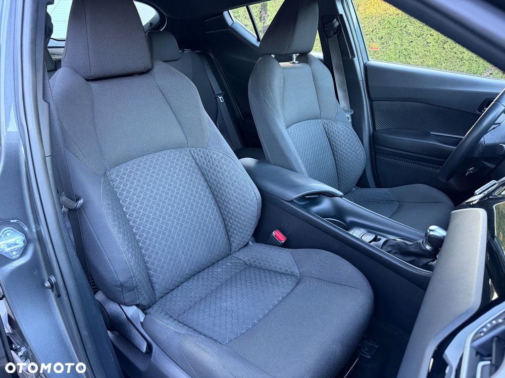 Toyota C-HR Business-Edition - 18
