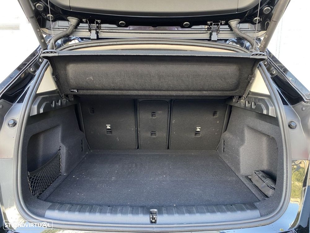 BMW X1 sDrive18d xLine - 16