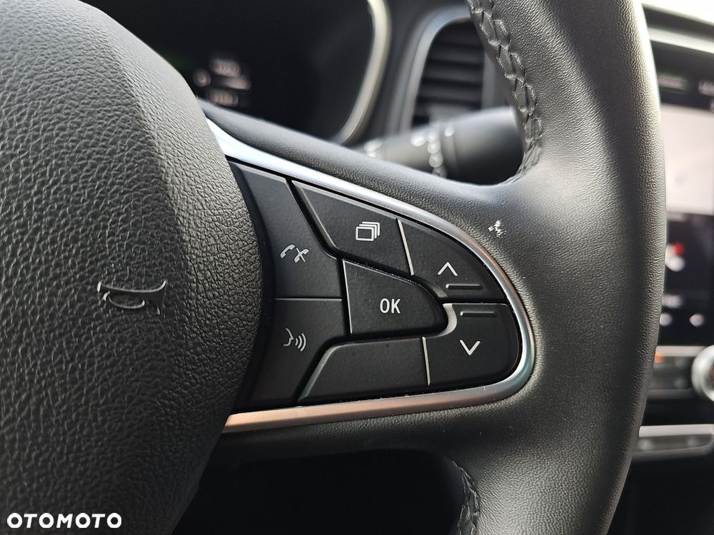 Renault Megane 1.3 TCe Techno - 21