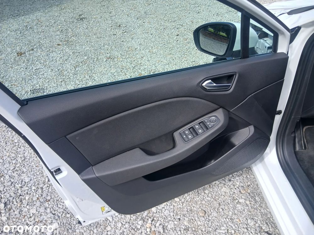 Renault Clio 1.0 TCe Intens - 23