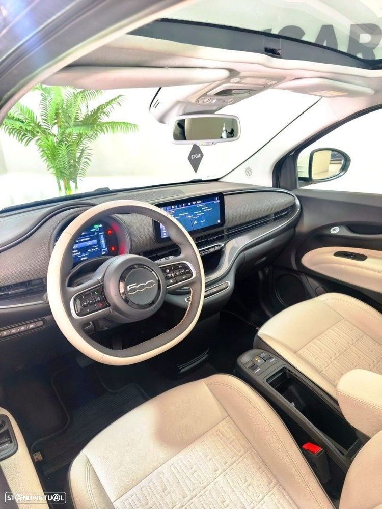 Fiat 500e 3 + 1 La Prima - 18