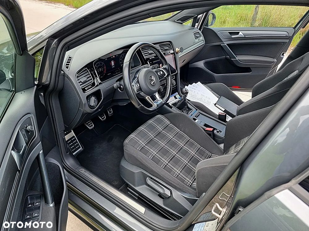 Volkswagen Golf GTD (BlueMotion Technology) - 19
