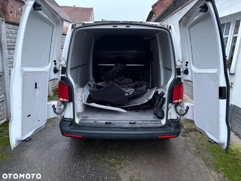 Volkswagen Transporter T6.1 - 5