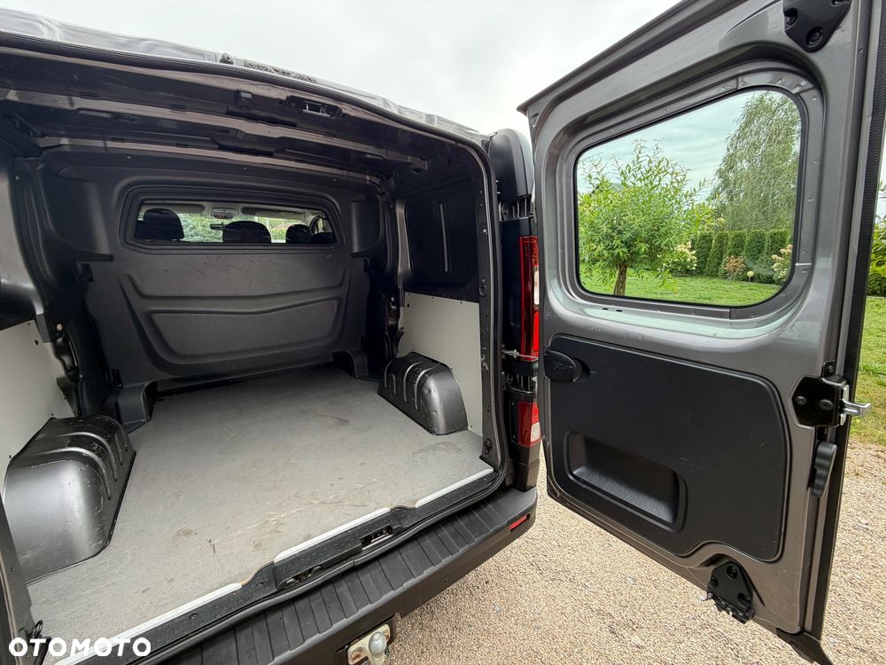 Opel Vivaro - 28