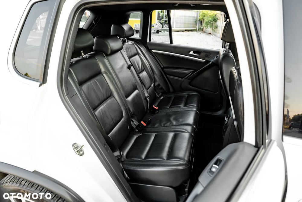 Volkswagen Tiguan 2.0 TSI 4Mot R-Style DSG - 24