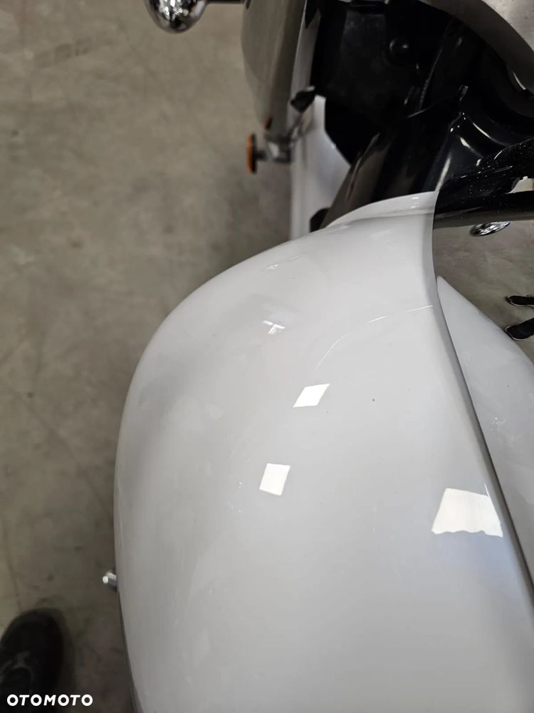Suzuki VL 800 Volusia - Boulevard C50 - 26