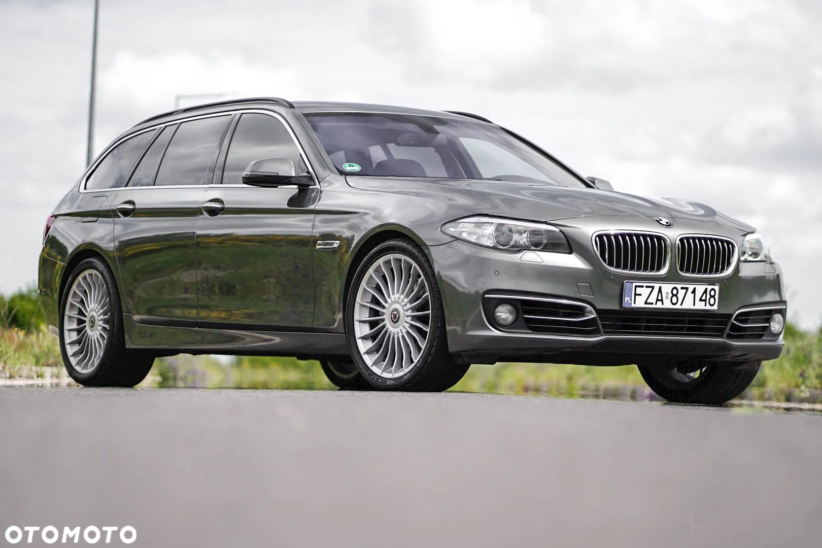 BMW Seria 5 535d Touring Luxury Line - 13