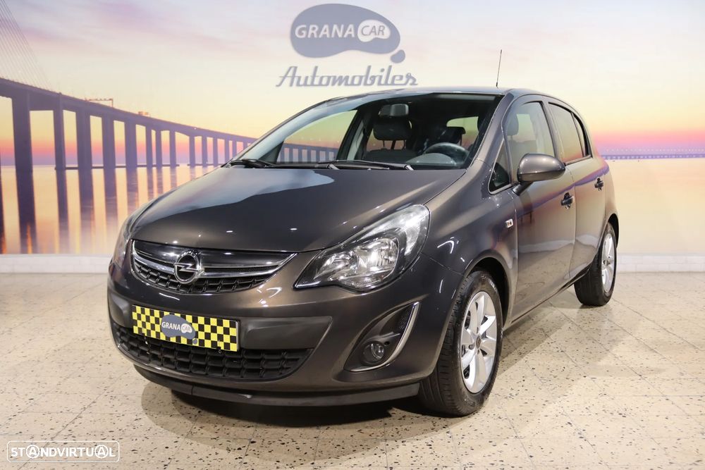 Opel Corsa 1.2 Cosmo - 1