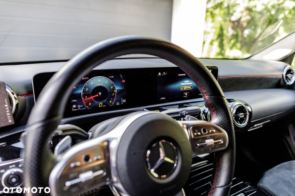 Mercedes-Benz Klasa A 200 AMG Line 7G-DCT - 15