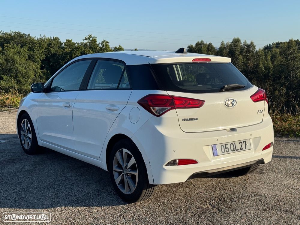 Hyundai i20 1.2 LED - 7