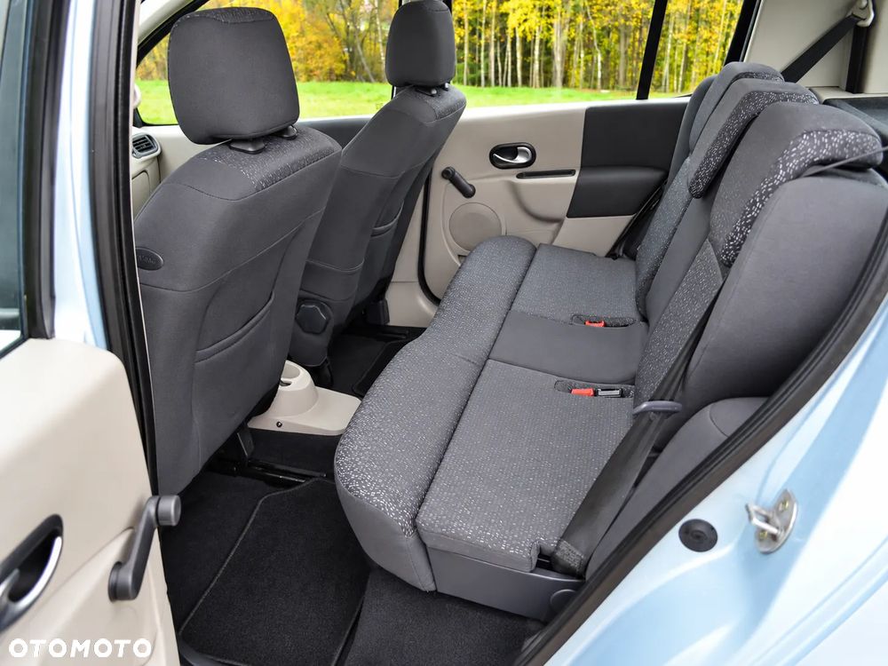 Renault Modus 1.6 16V Dynamique - 30