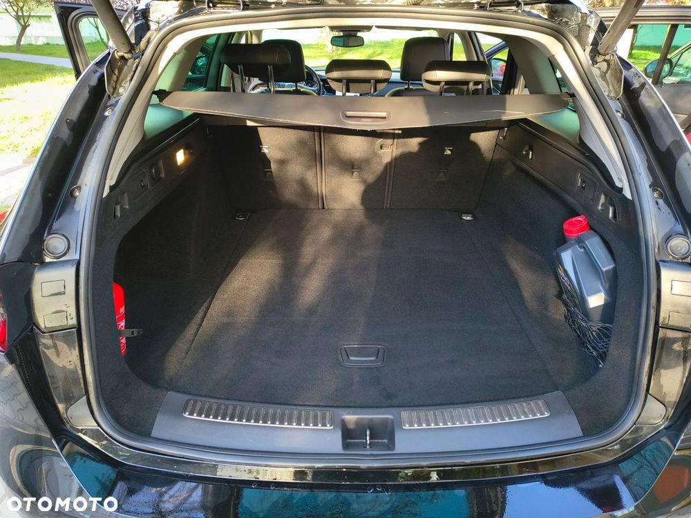 Opel Insignia - 21